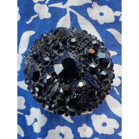 Victorian Black Mourning Crystal  Brooch Pin 1.75" Diameter Large Round Faceted - Picture 8 of 8